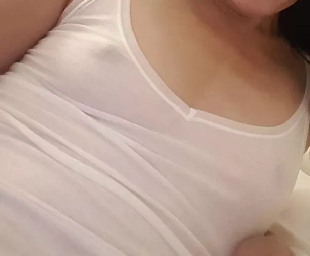 Do you like my soft singlet top I wear shopping ? by innocent_nikki1