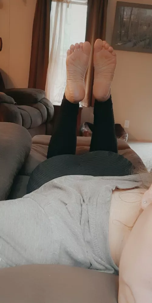 Do you like my soles 😏😉 by KittyBangins