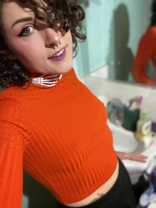 Do you like my spooky necklace? 🧡 by ashleyymaeve