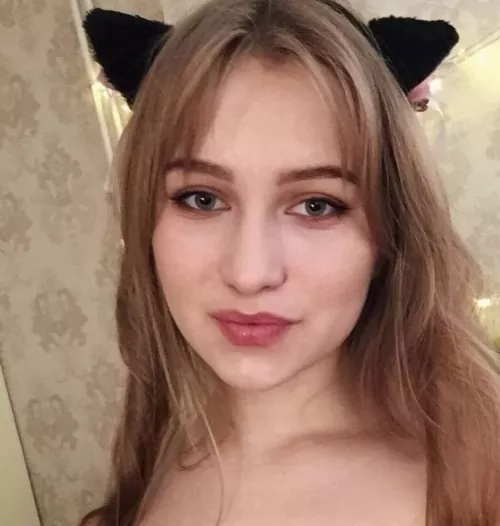 Do you like my sporty body? by damexes