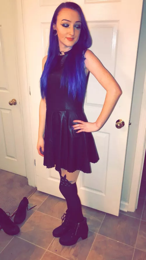 Do you like my stockings? by UnloadingMySaves