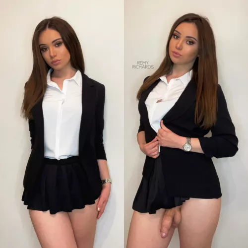 Do you like my surprise ? 🖤 by remyrichards