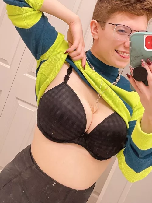 Do you like my sweater by DicksInTheDidgeridoo