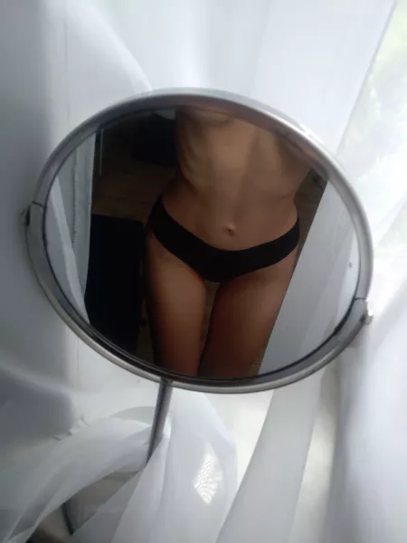 Do you like my tummy :) by adacarter