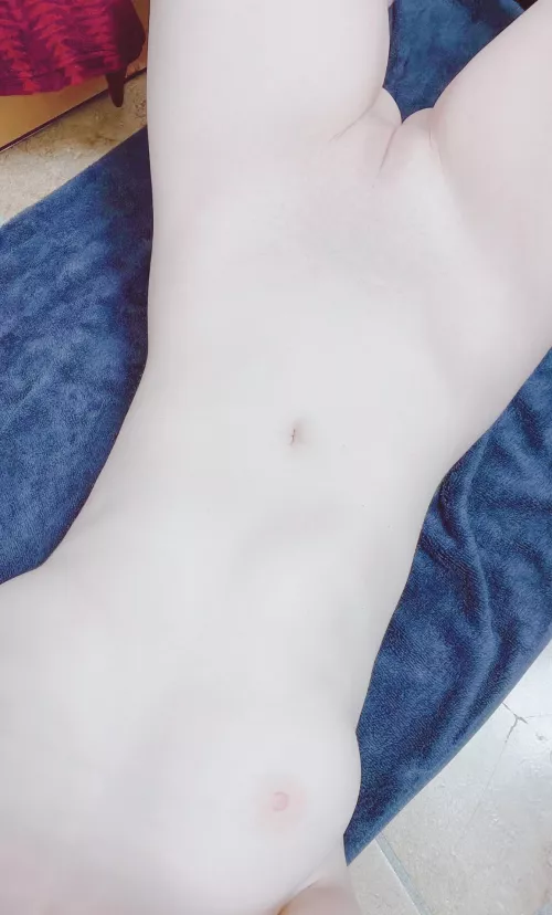 Do you like pale pussy? by Blixa-_-