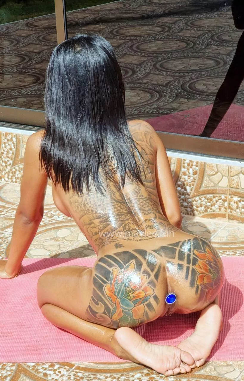 Do you like plugged holes or do you want to do it yourself? posted by Iyana_kv