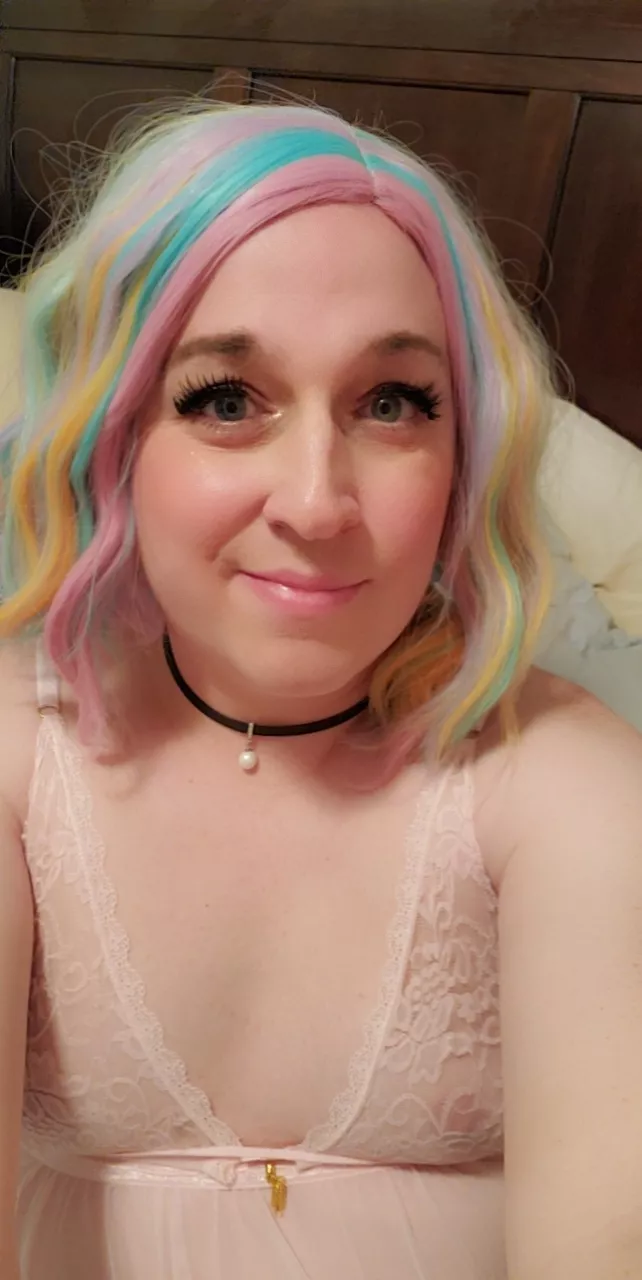 Do you like pretty trans girls with pastel hair? 💜💙💛🤍 posted by DMRage