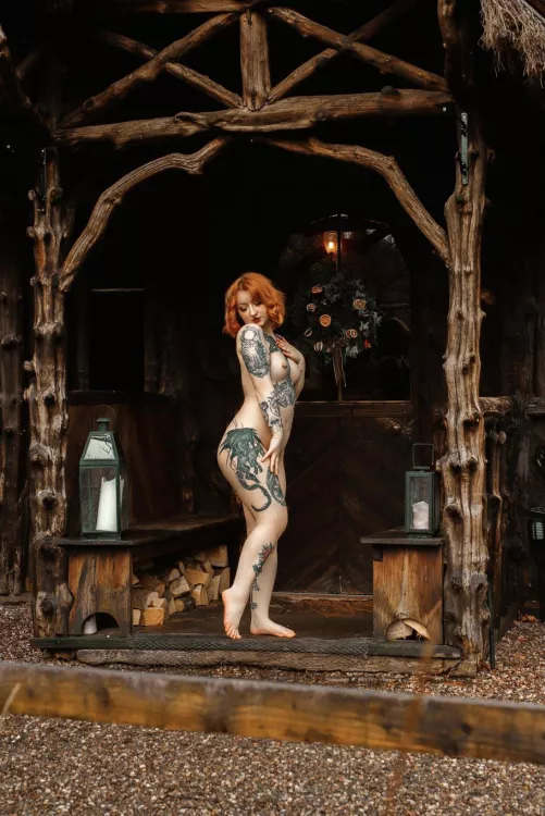 Do you like tattooed girls? by Starryfawnn