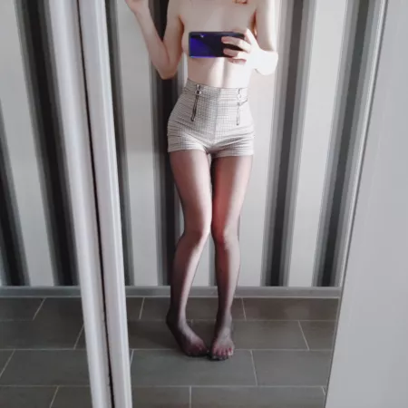 Do you like that view? [F] by Tulpina