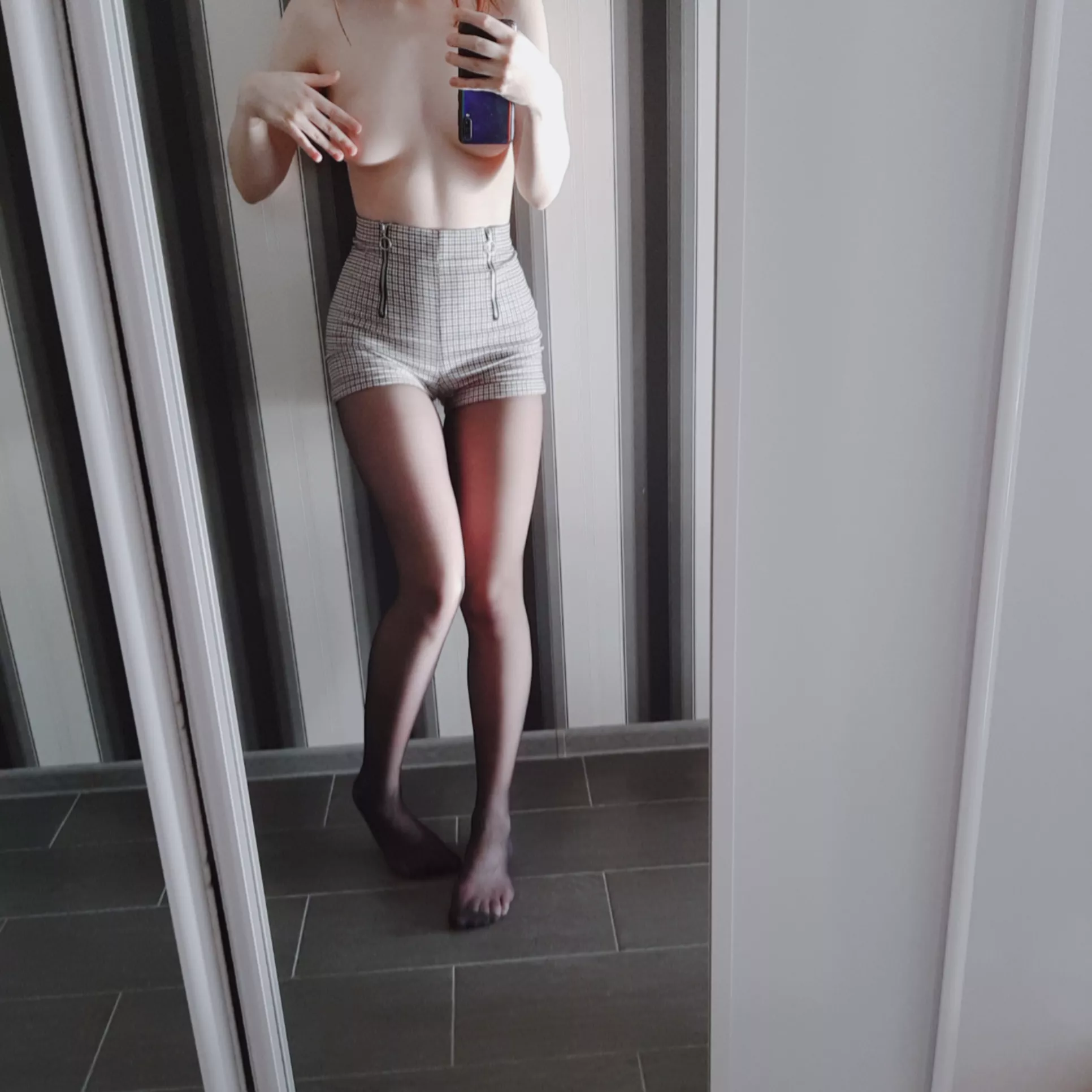 Do you like that view? [F] posted by Tulpina