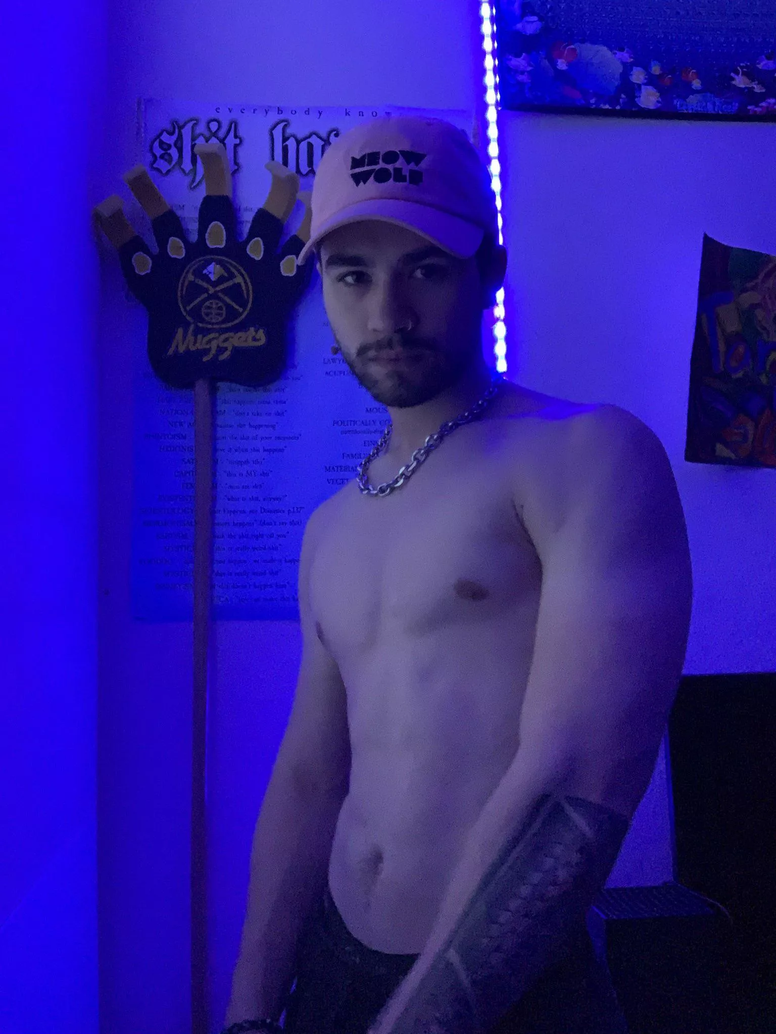 Do you like the blue? posted by gardencitygay