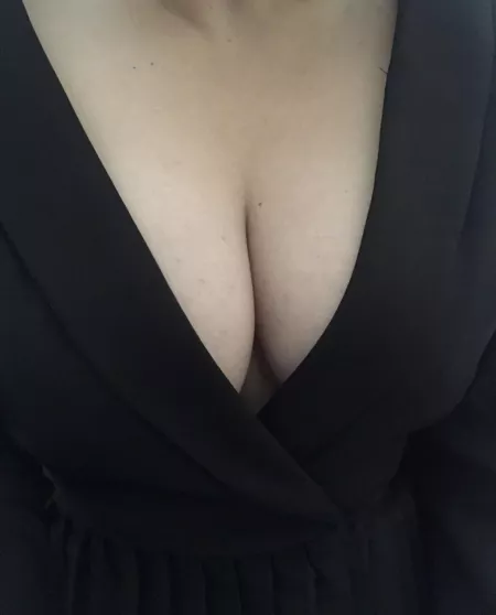 Do you like the view? 😋 by mnbvcxzk1