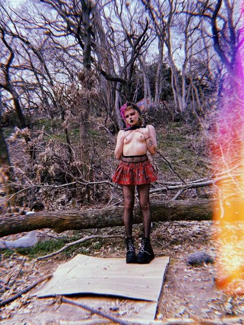 Do you like them this small? by adriankitty