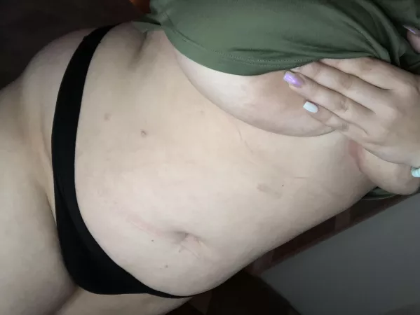 Do you like this?? 😈😏😜 by kaylynn421