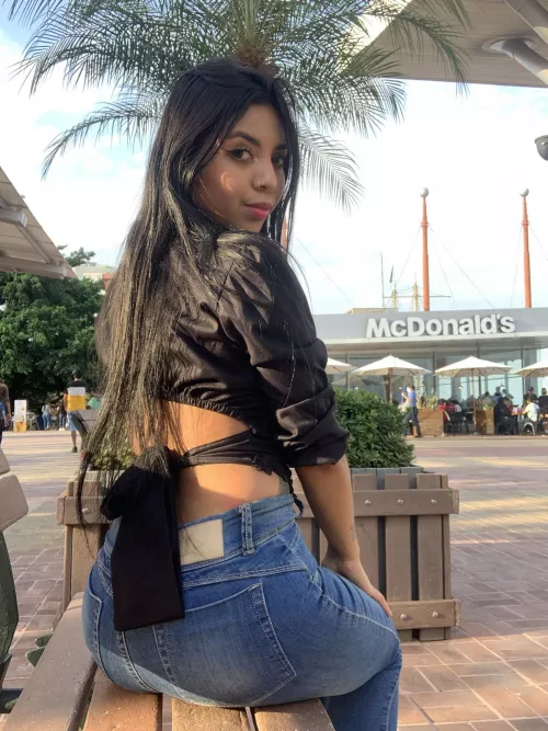 do you like this angle? by alexa_tapia