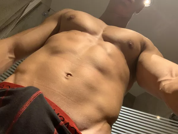 Do you like this angle?😏 by botella-andres