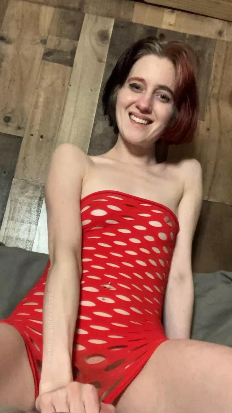 Do you like this red dress as much as I do? I’m feeling so sexy in it posted by Majestic__198