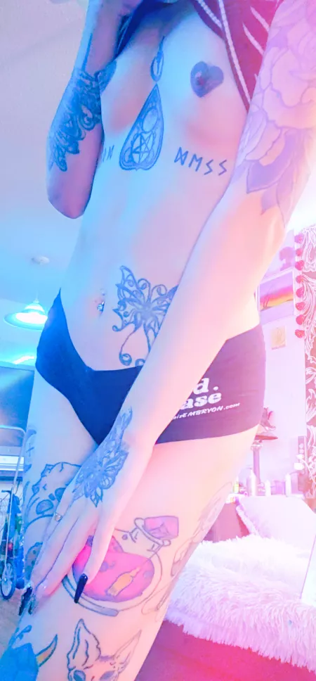 Do you like tiny tattooed girls? by XxKittenxX4521