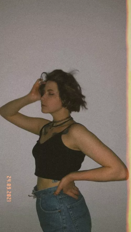 Do you like to eat huge peaches? 🍑 by ReasonPure