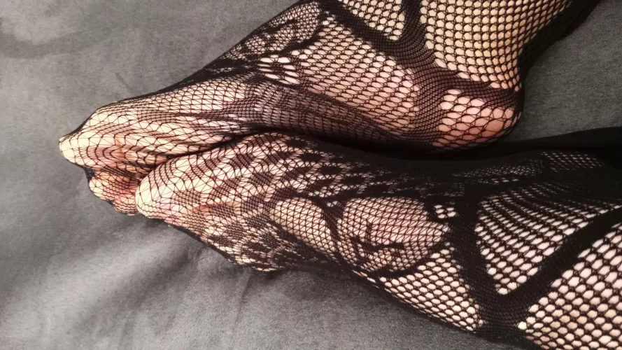 Do you like what I did with my thigh highs? ☺️ by Beeheader