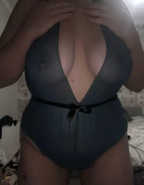 Do you like what you see?? 🥺 by Staceynight