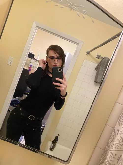 Do you like what you see? by AvaShade