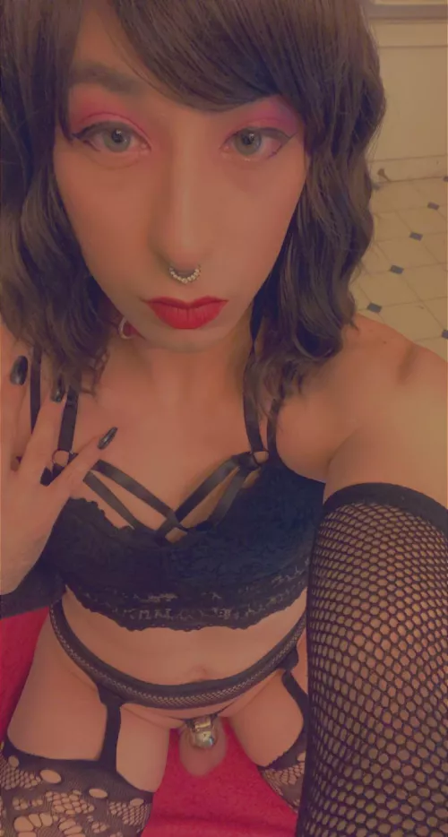 Do you like your girls caged and desperate? 😈 by spacedgirlflyy