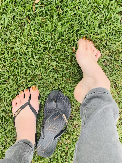 Do you love how it feels? by Brazen_Cupcake