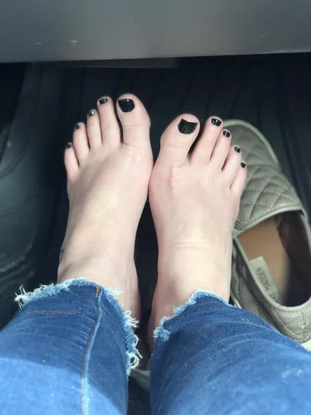 Do you love them? 🖤 by [deleted]