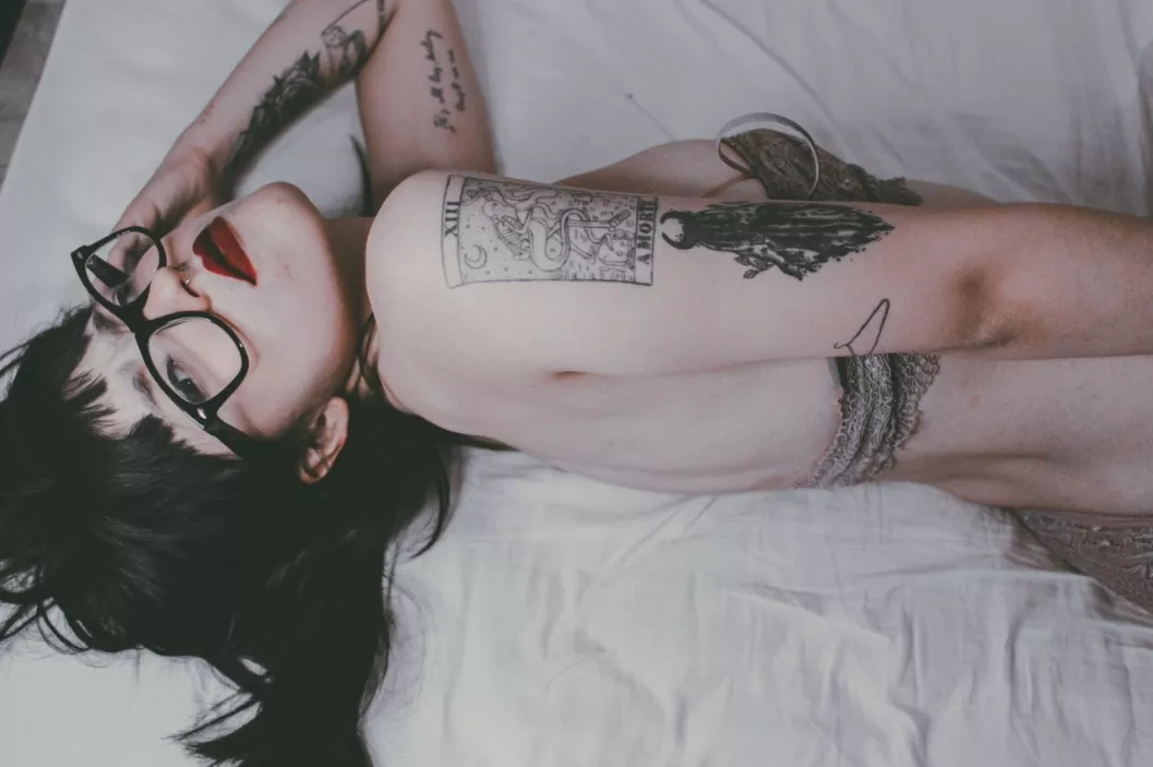 do you mean you haven't read my bio yet? posted by onlyfasukav