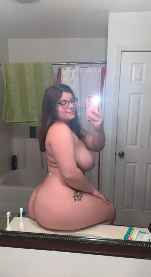 do you mind a lil bit of rolls? :3 by meganfayy