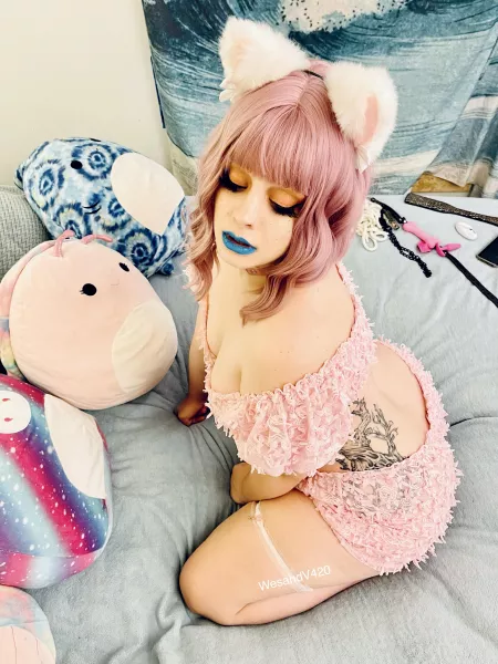 Do you mind getting my lipstick on your cock? by Wesandveronica420