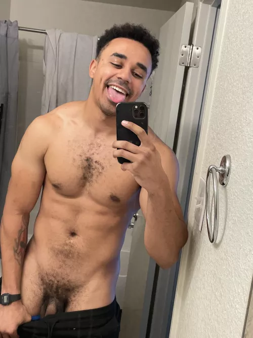 Do you mind me teasing you a little after my gym session?🤔😘 by thatmixedboy