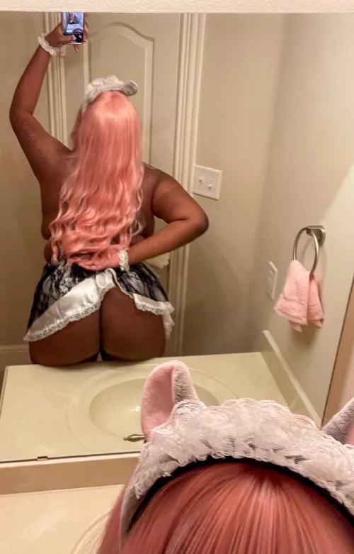 Do you need maid service? 😉 by fathornyhippo