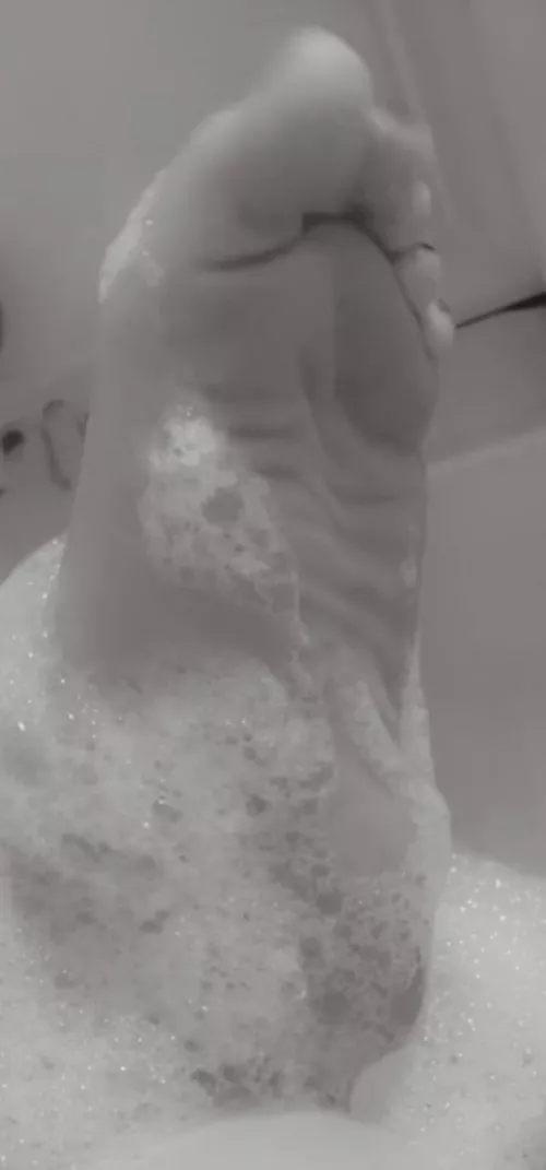 Do you prefer squeaky clean, a little dirty, or filthy feet? by HalesBells09