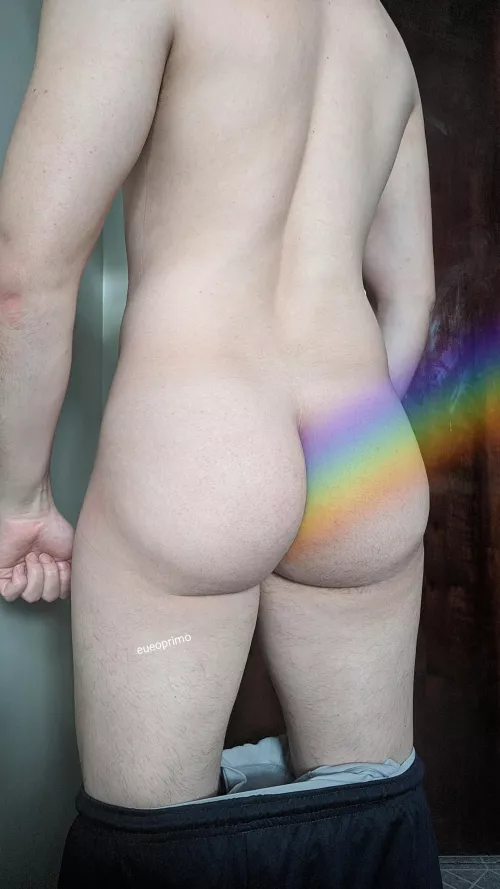 Do you really not know what's at the end of the rainbow?🌈 by eueoprimo