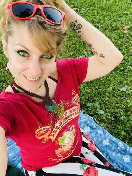 Do you still dig me with clothes on by NoraVines