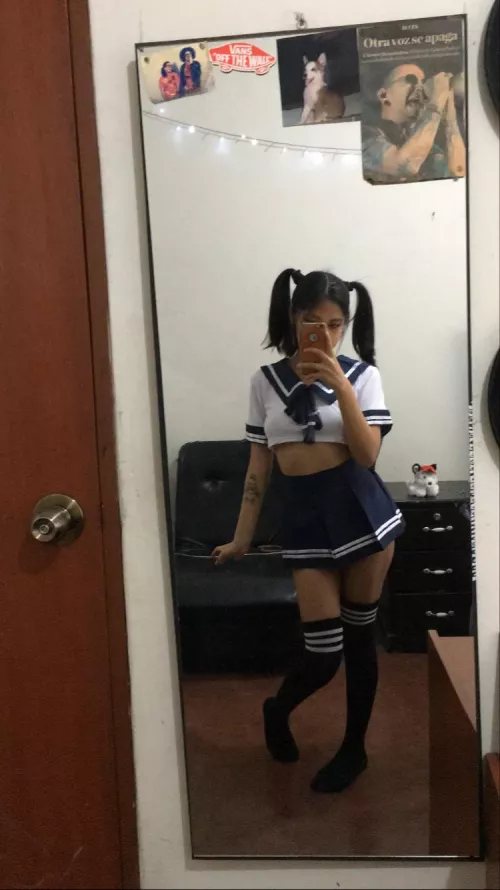 Do you think I look cute? by betami