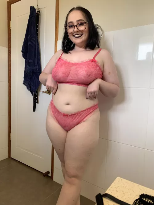 Do you think I’m cute? by gothgirlgamer