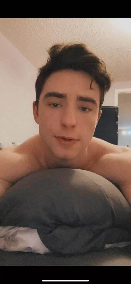 Do you think I’m cute? Be honest 🥺 by PaganBaby00