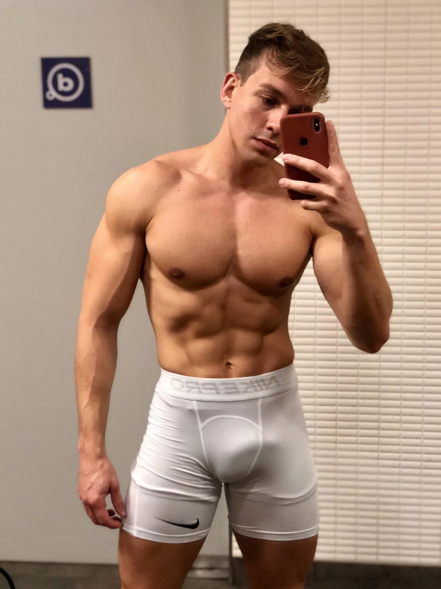 Do you think I’m hot?😈 posted by THEITSJOAO