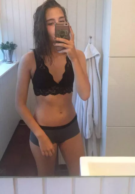 Do you think you could fit inside my tummy? 💕 by Sam_the_sweet