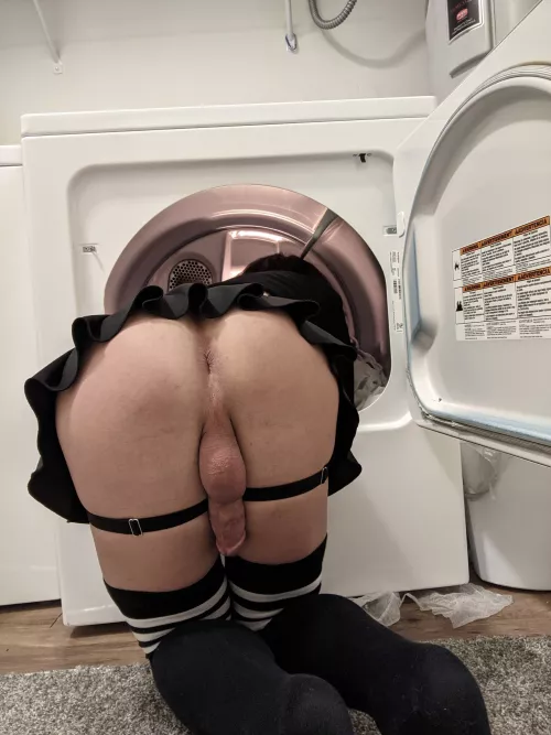 Do you think you could give me a hand? by JazzzBerrry