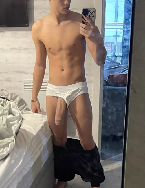 Do you wanna chat? by thiboyo