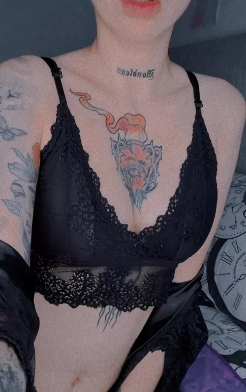 Do you wanna serve to my hot body? are you ready to be dirty with me? [Selling] - Cock rates and more, I have discounts In GFE this weekend, come here and find a nice and hot girl ready to you daddy / kik: Kattvon by KattVon