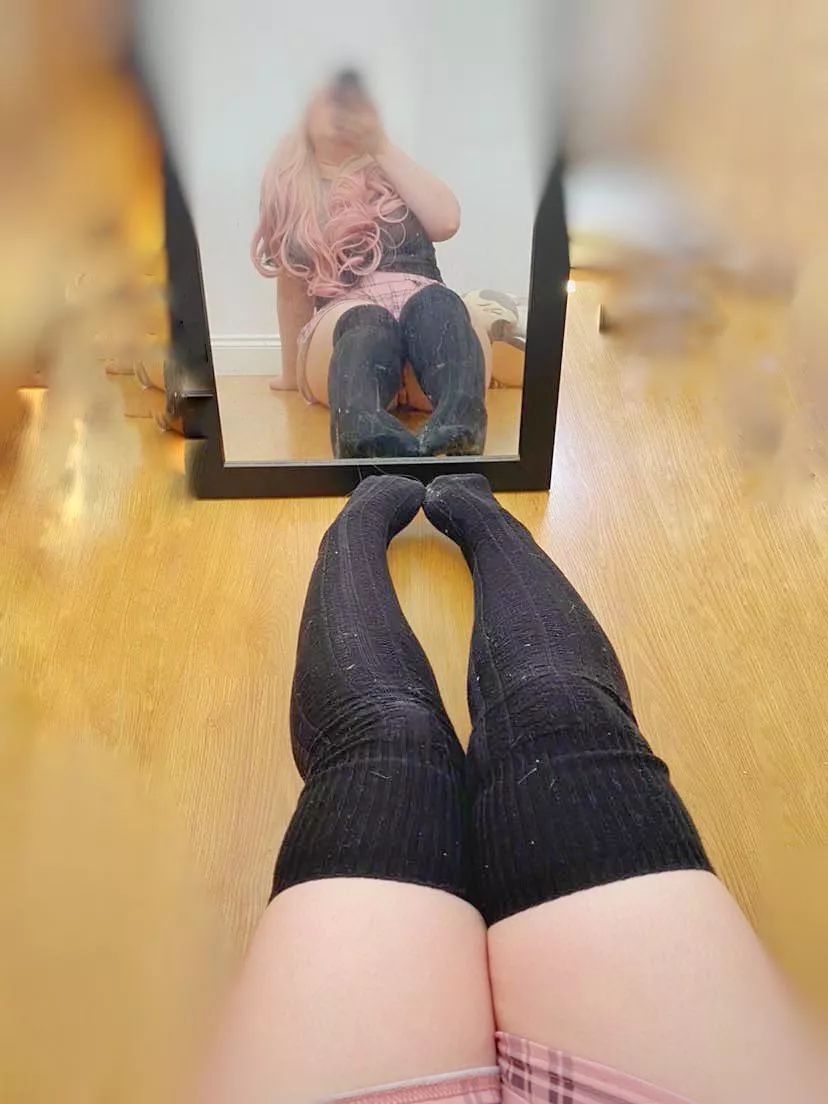 Do you wanna take them off? 😝 posted by chub_gurl