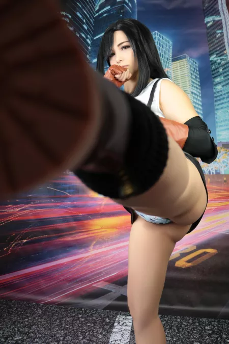 Do you wanna train with Tifa? (By Gunaretta) by Gunaretta