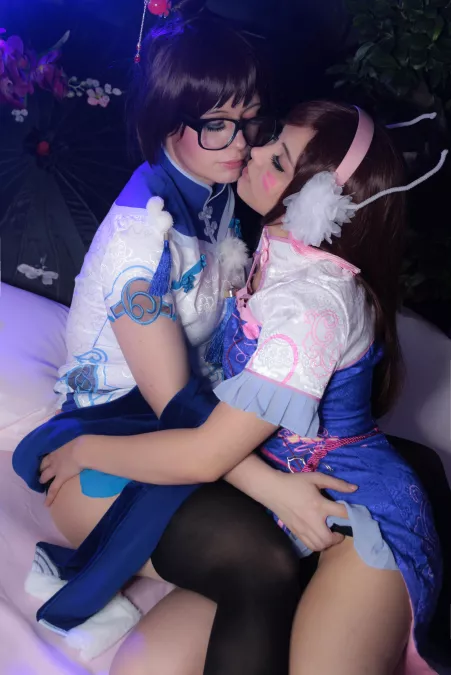 Do you wanna watch them fooling around? (By Lysande and Gunaretta) by Gunaretta