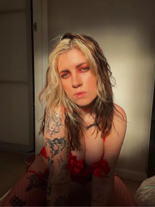 Do you want a Valentine’s Day surprise daddy? by princesscatto