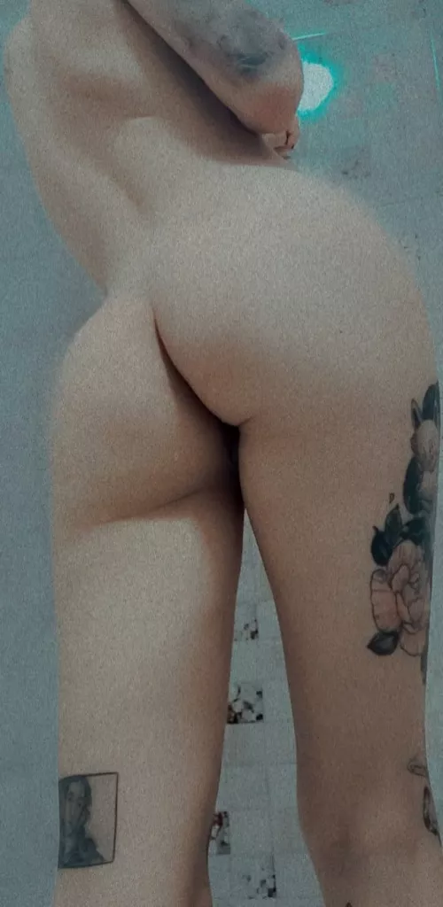 Do you want cum over my ass? [Selling] - Cock rates and more, I have discounts In GFE this weekend, come here and find a nice and hot girl ready to you daddy / kik: Kattvon by KattVon